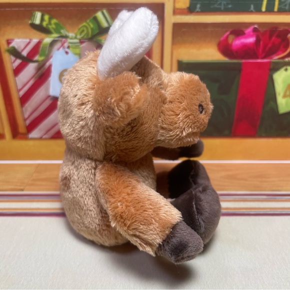 1 BRAND NEW GUND MINI MERRY MOOSE PLUSH ORNAMENT TOY APPROX 4” PRICE FIRM - Picture 3 of 16